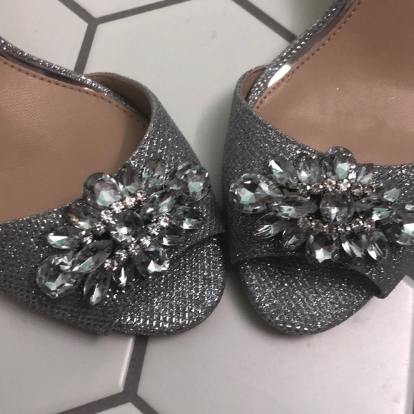 FINAL PRICE BADGLEY MISCHKA wedding perfect - Picture 2 of 4